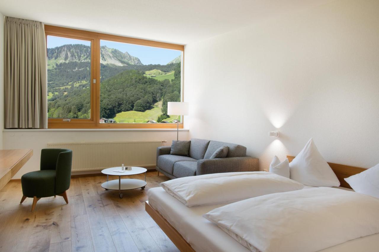 Hotel Krone In Au Au (Vorarlberg) Eksteriør billede