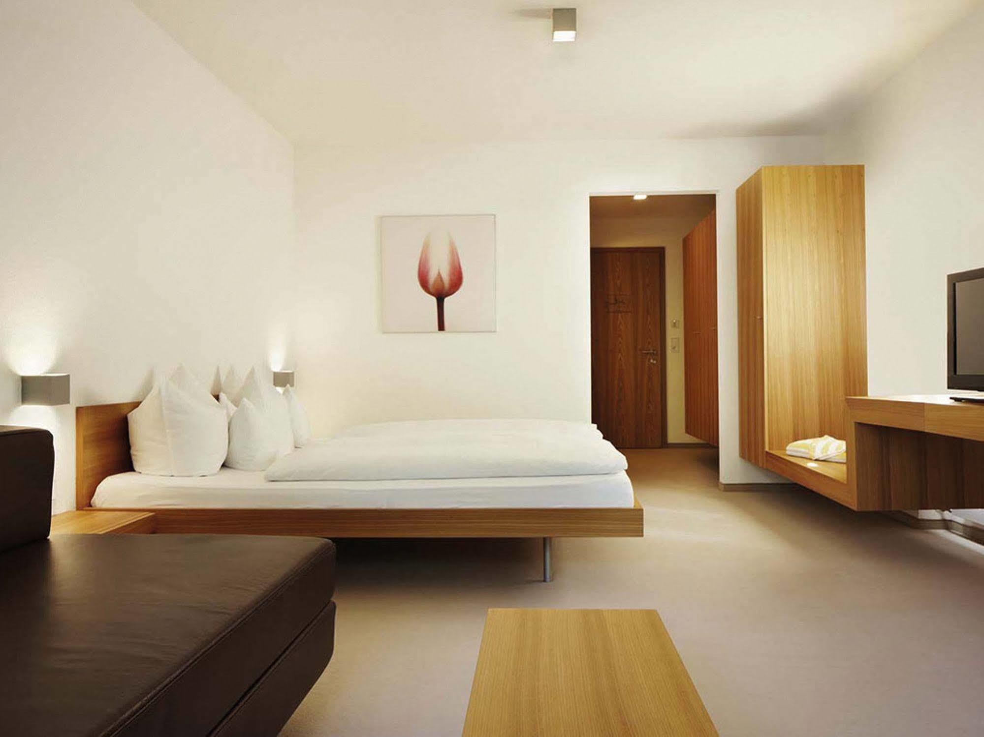 Hotel Krone In Au Au (Vorarlberg) Eksteriør billede