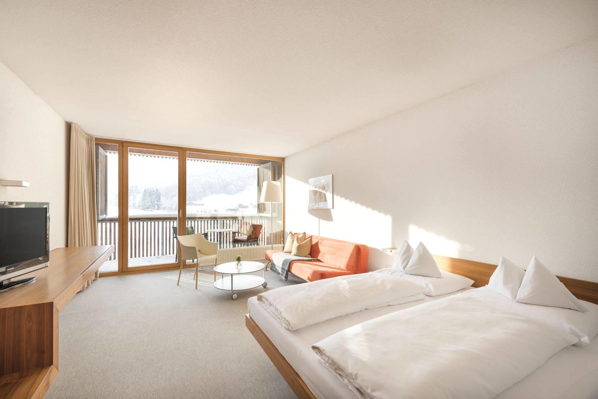 Hotel Krone In Au Au (Vorarlberg) Eksteriør billede